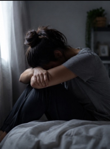 Depression is a dark emotion that lurks around and keep you in shackles. Being depressed makes you lose motivation to do things. Hence, you feel tired for no reason.